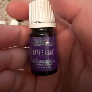 Young Living Gary's Light Essential Oil with Purple Label